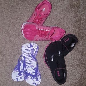 Fila Skelatoes and flip flops